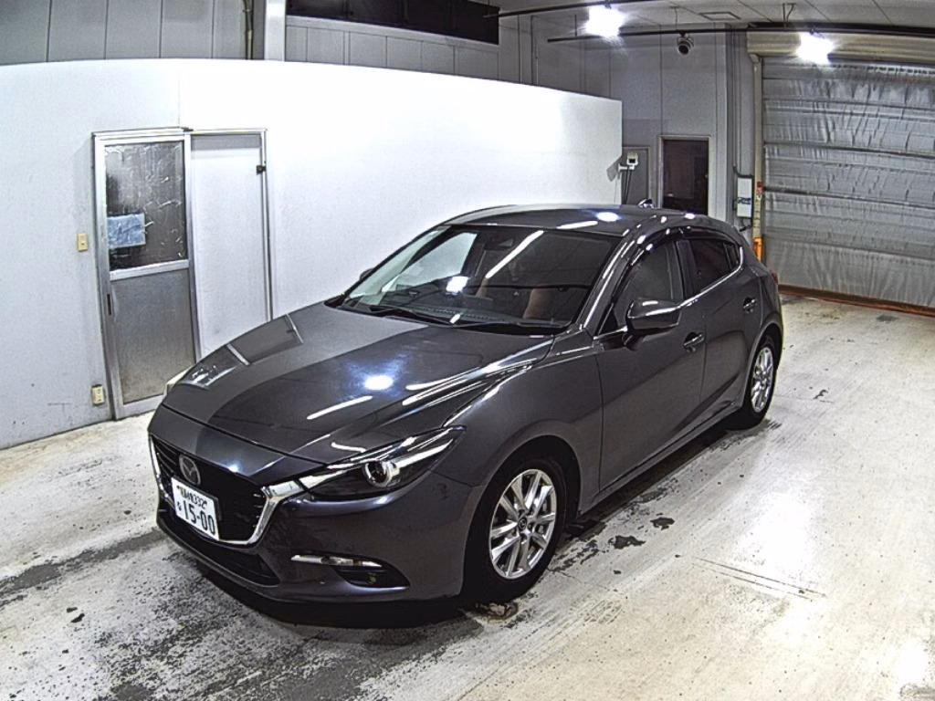 MAZDA AXELA
