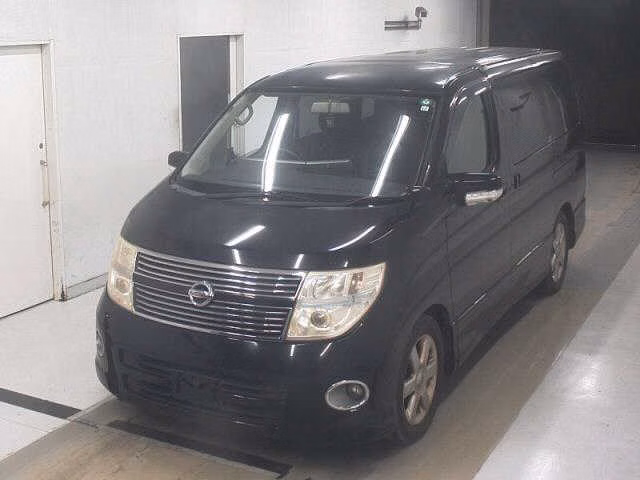 NISSAN ELGRAND