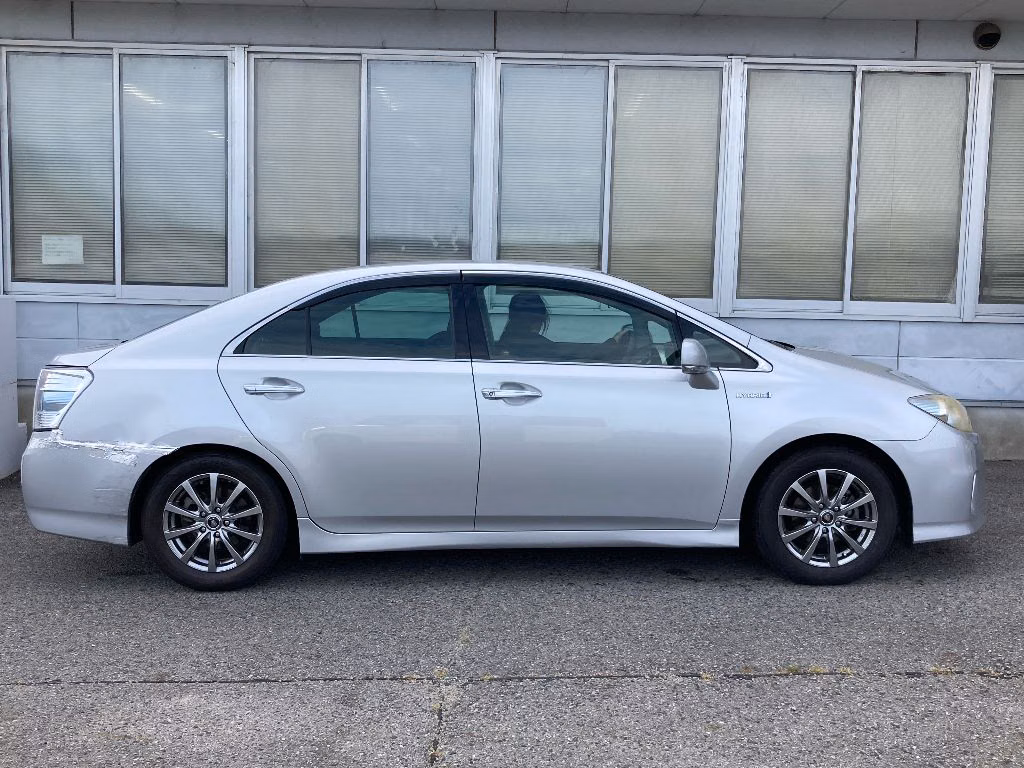 TOYOTA SAI