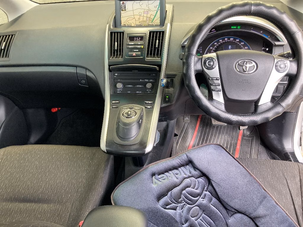 TOYOTA SAI