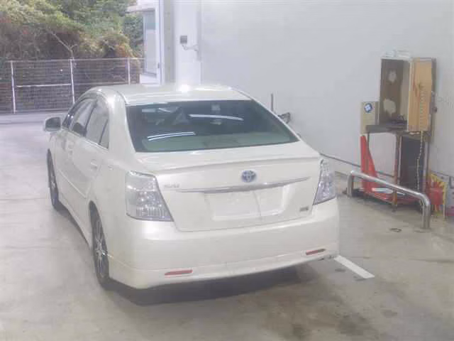 TOYOTA SAI