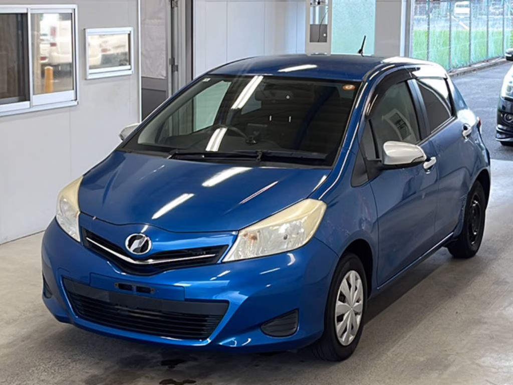 TOYOTA VITZ