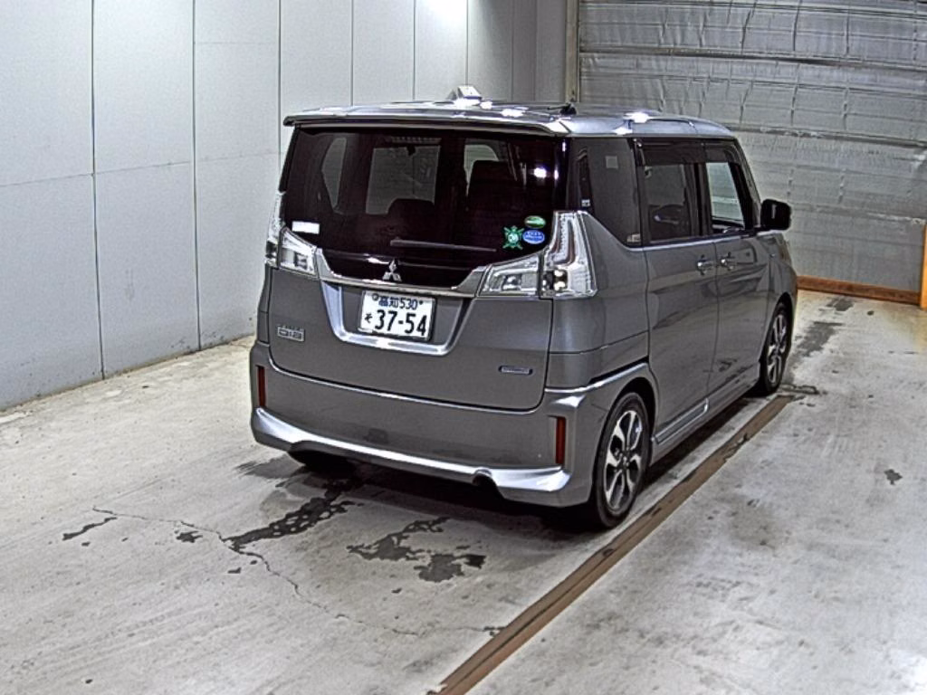 MITSUBISHI DELICA D:2