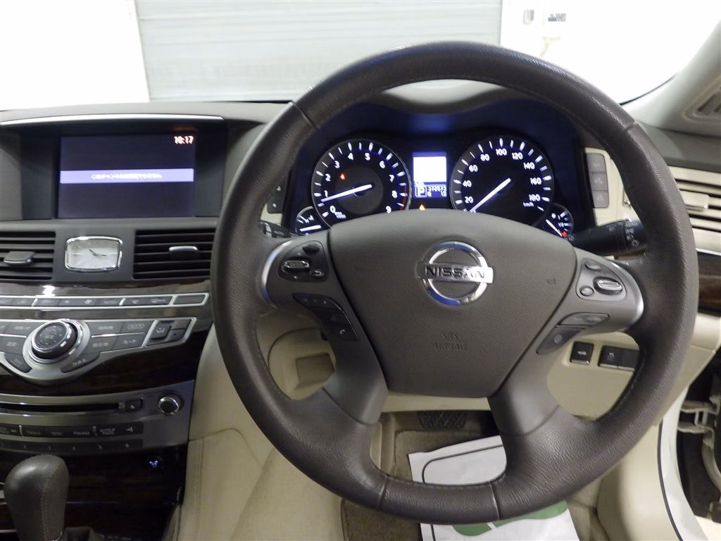 NISSAN FUGA