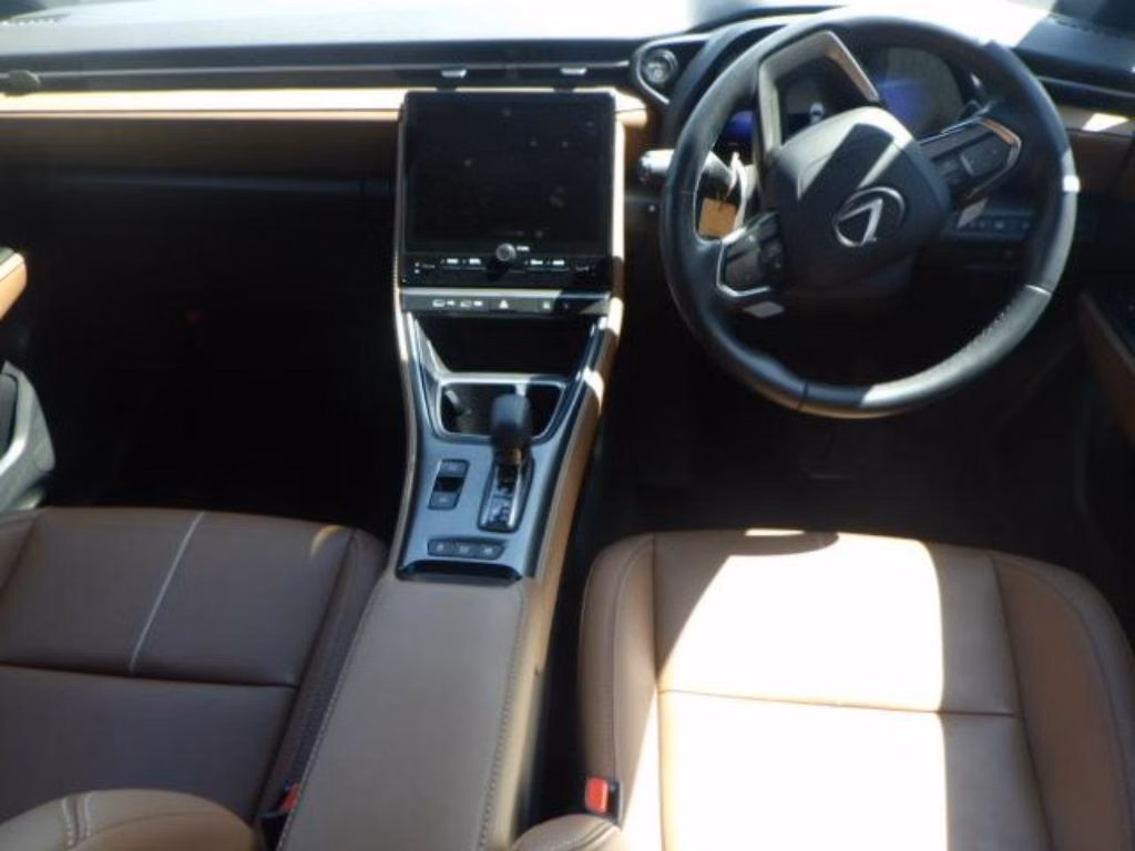 LEXUS LBX