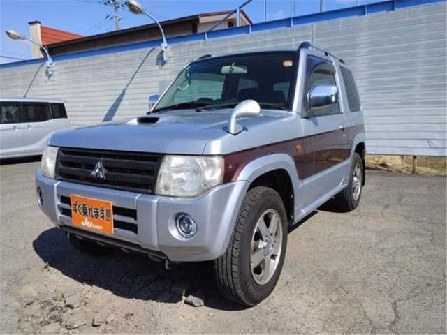 MITSUBISHI PAJERO MINI