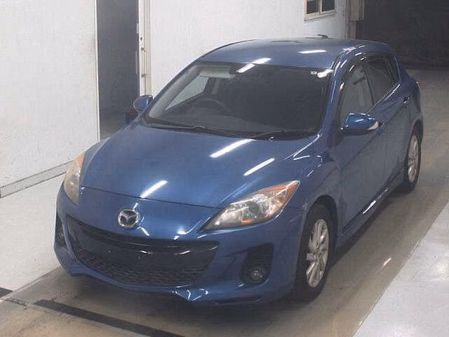 MAZDA AXELA