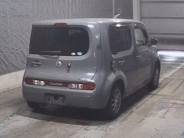NISSAN CUBE