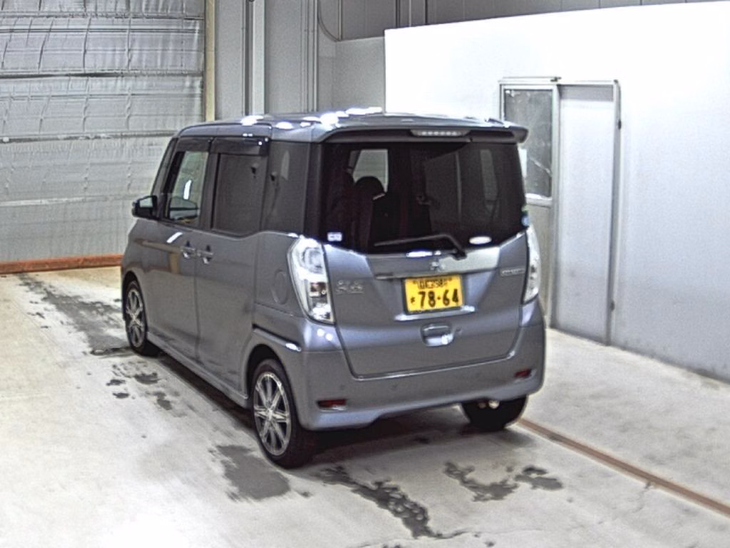 MITSUBISHI EK SPACE