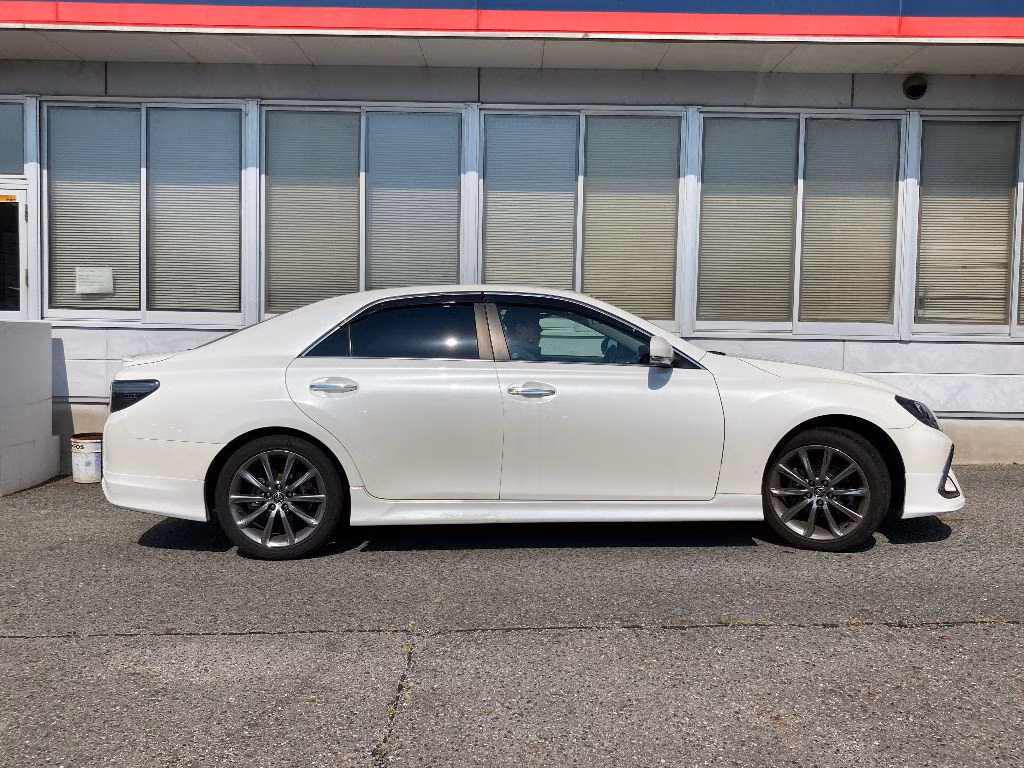 TOYOTA MARK X