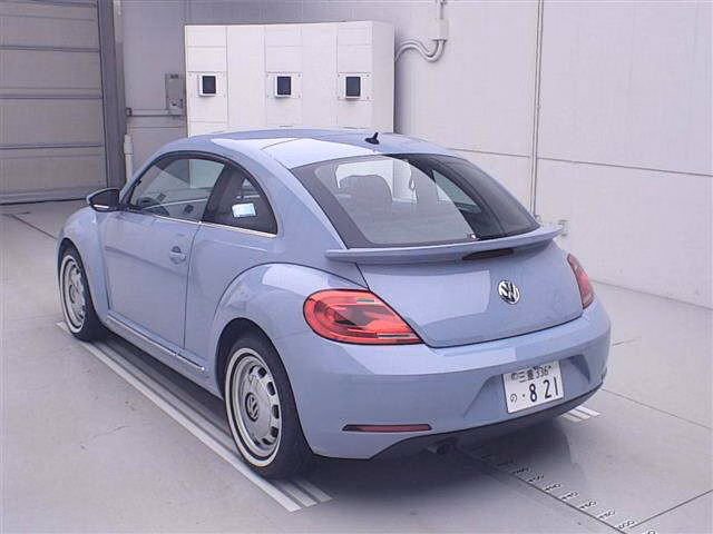 VOLKSWAGEN BEETLE