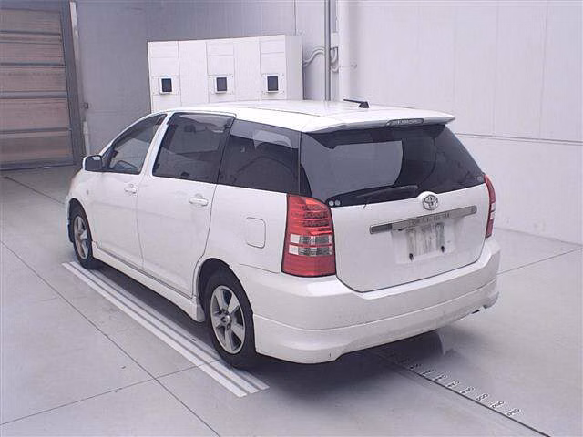 TOYOTA WISH