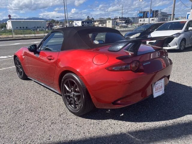 MAZDA MX-5