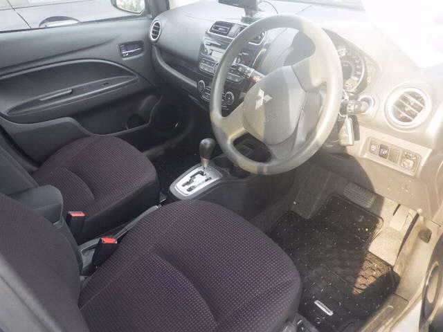 MITSUBISHI MIRAGE