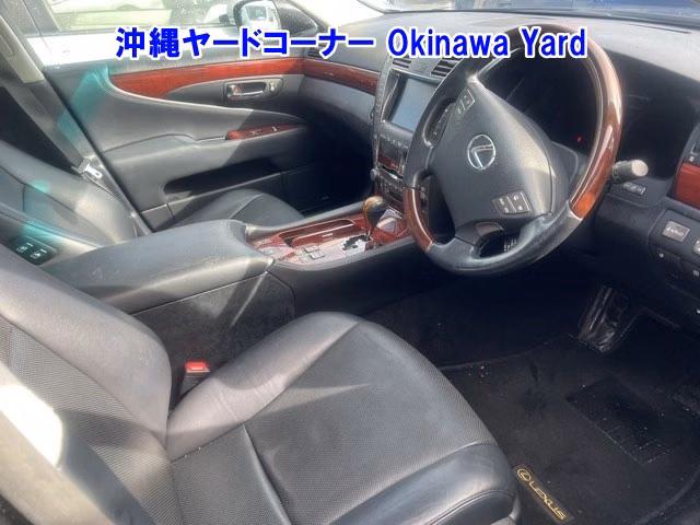 LEXUS LS460