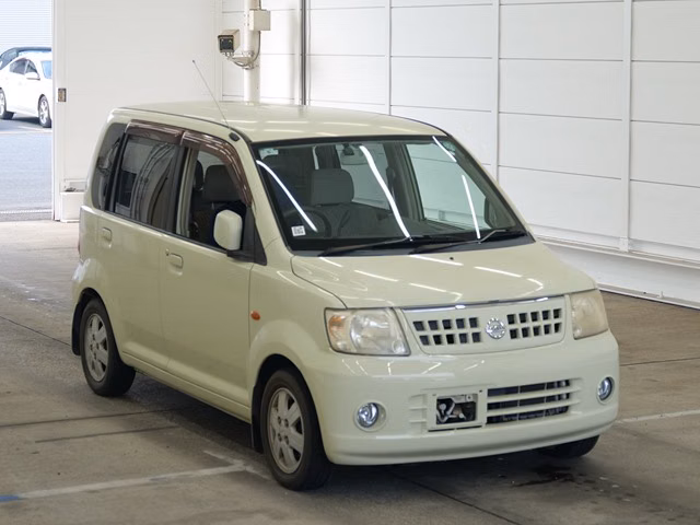 Nissan Otti
