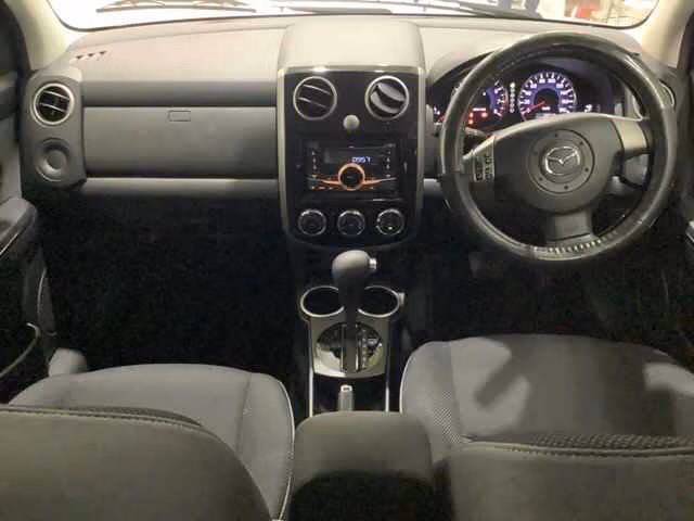 MAZDA VERISA