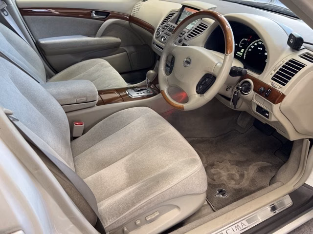 NISSAN CIMA