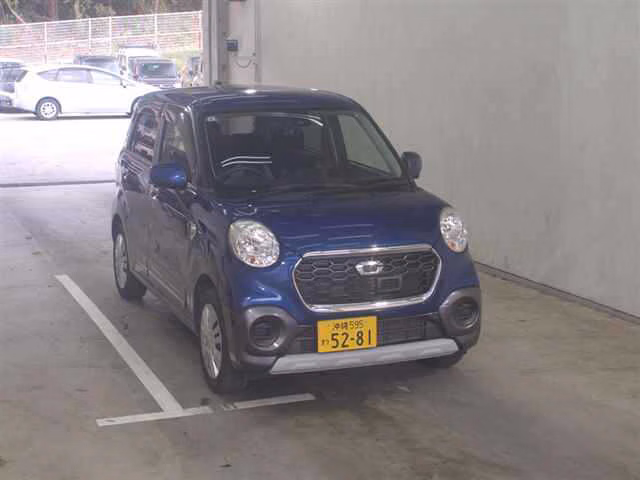 DAIHATSU CAST