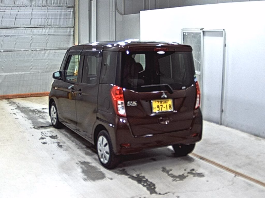 MITSUBISHI EK SPACE