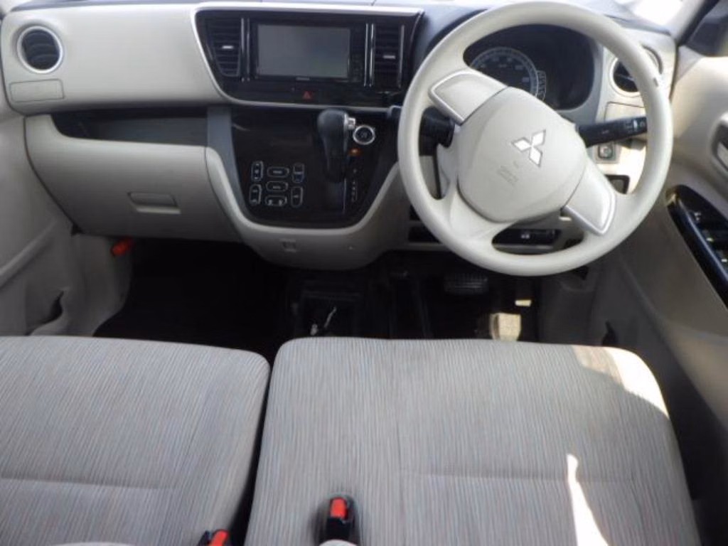 MITSUBISHI EK SPACE