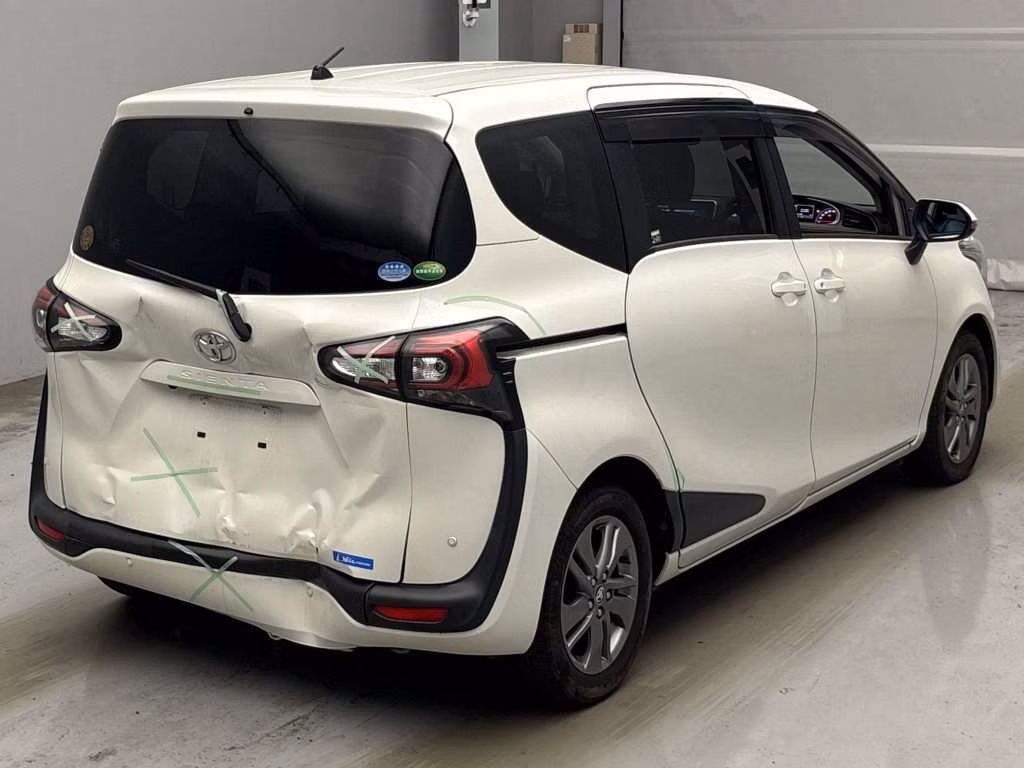 TOYOTA SIENTA