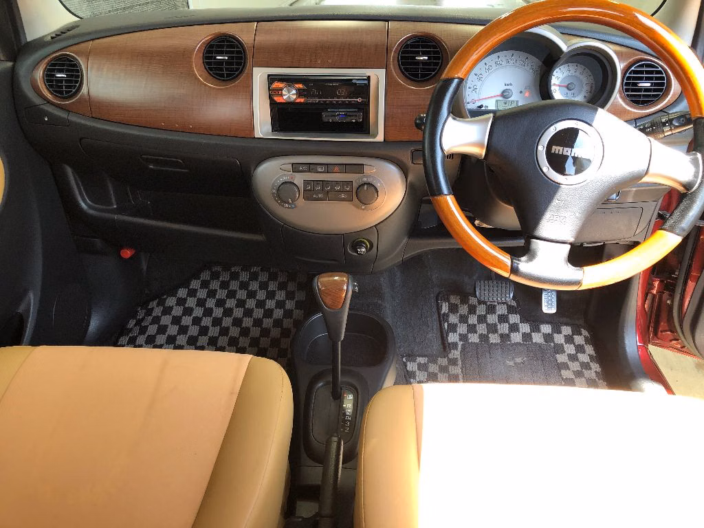 DAIHATSU MIRA GINO