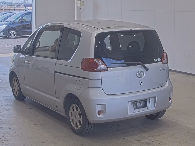 TOYOTA PORTE