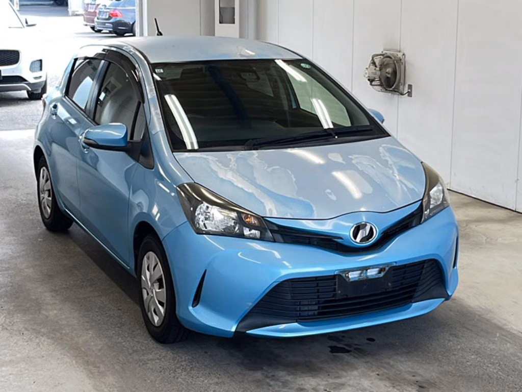 TOYOTA VITZ