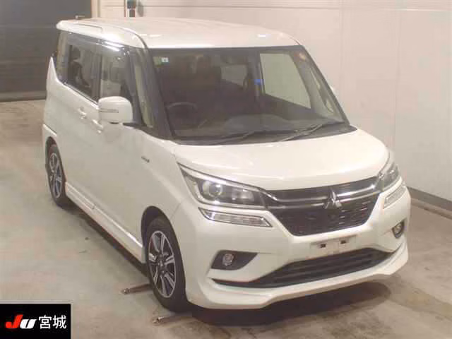 MITSUBISHI DELICA D:2