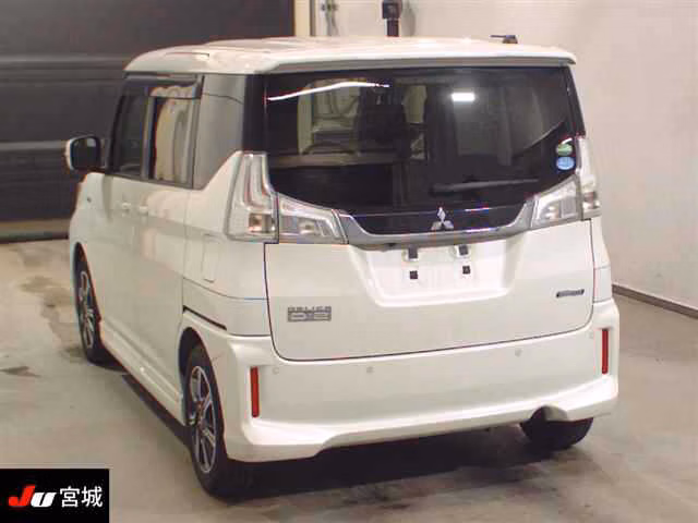 MITSUBISHI DELICA D:2