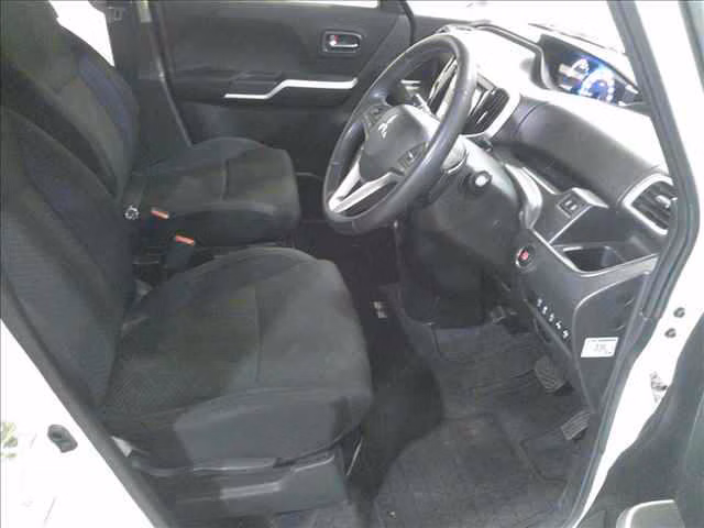 MITSUBISHI DELICA D:2
