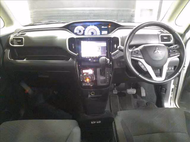 MITSUBISHI DELICA D:2