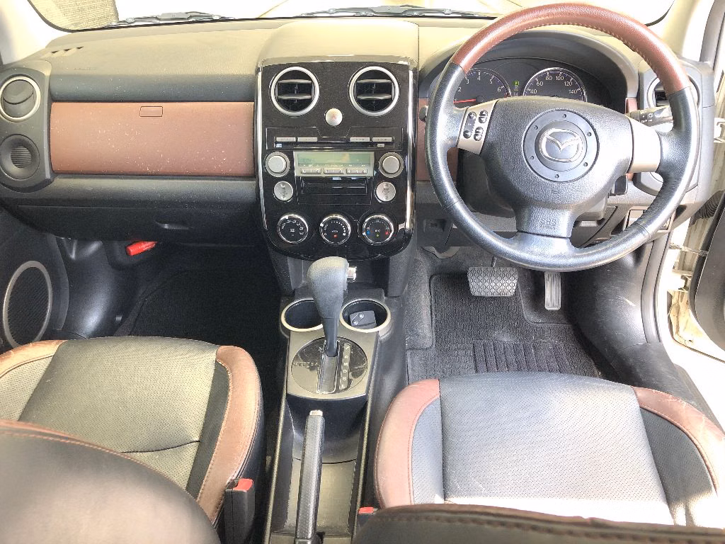 MAZDA VERISA