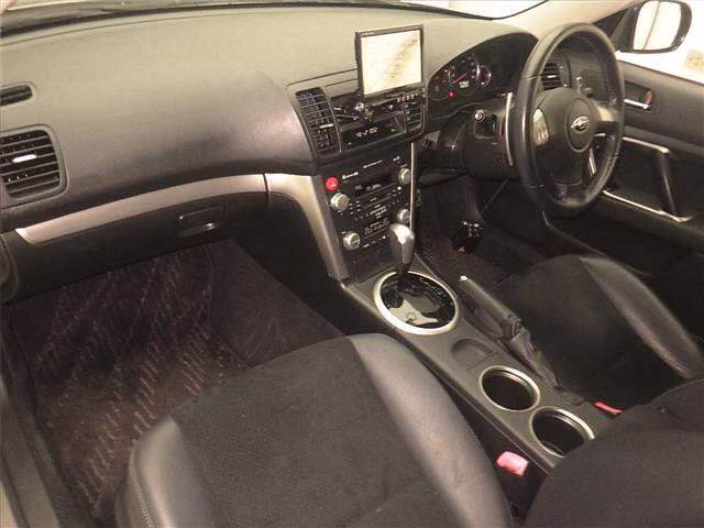 SUBARU LEGACY