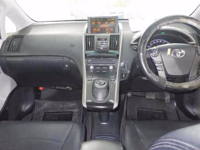 TOYOTA SAI
