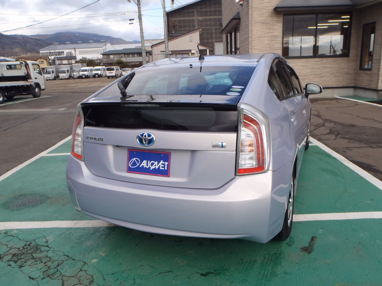 TOYOTA PRIUS