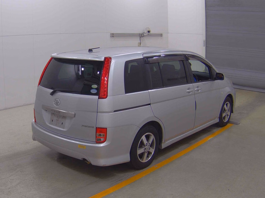 TOYOTA ISIS