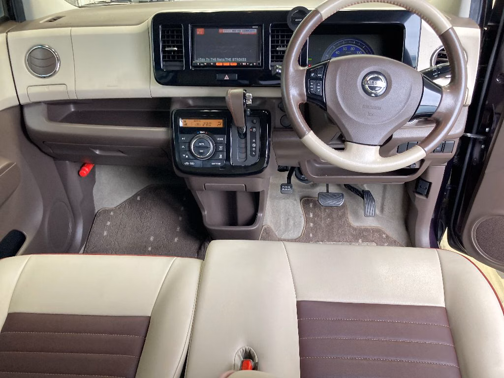 NISSAN MOCO