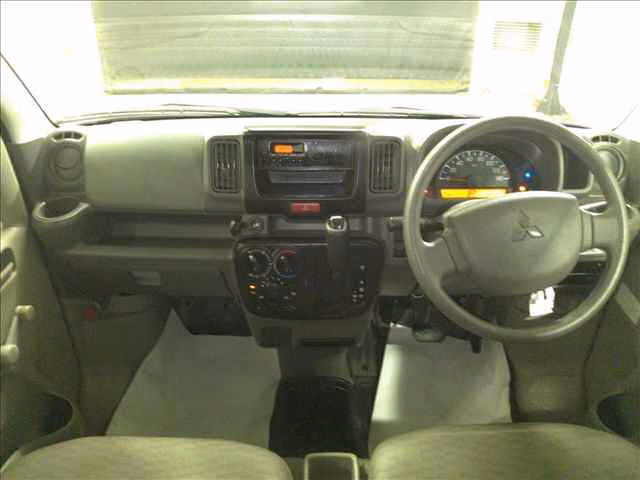 MITSUBISHI MINICAB