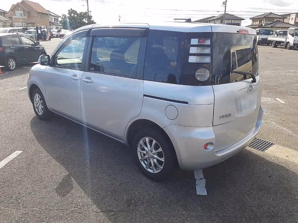 TOYOTA SIENTA