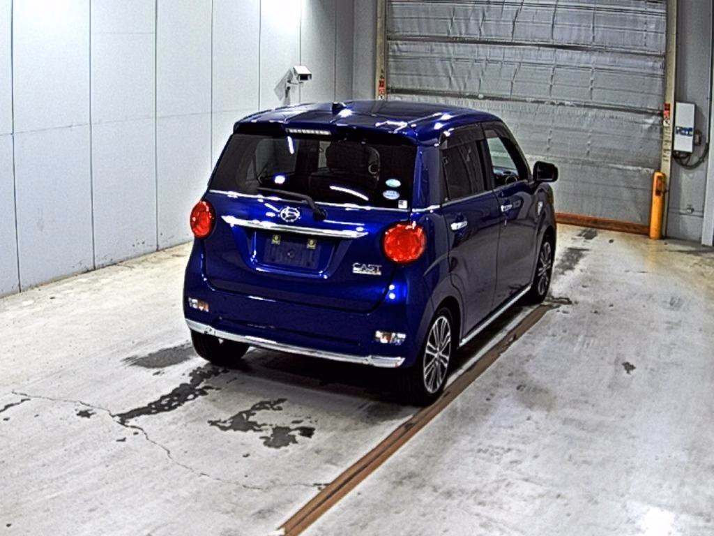 DAIHATSU CAST