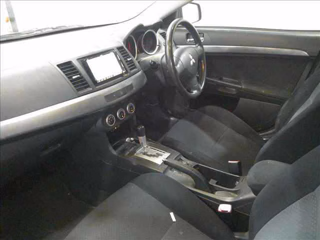 MITSUBISHI GALANT FORTIS