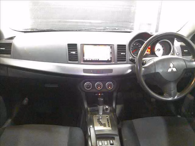 MITSUBISHI GALANT FORTIS