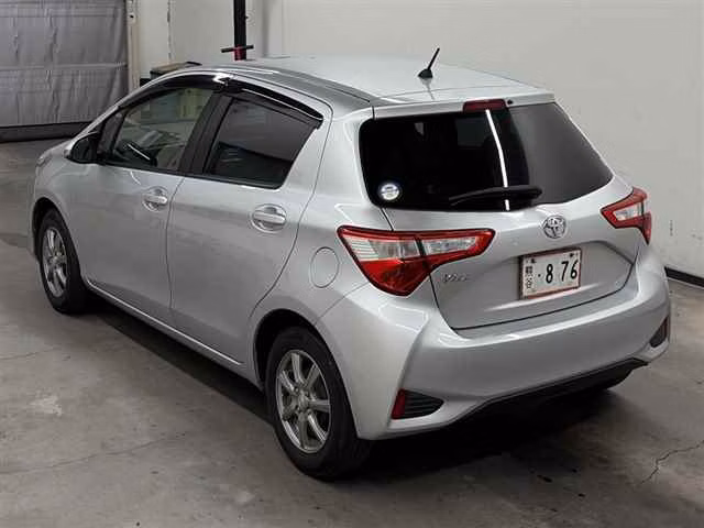 TOYOTA VITZ