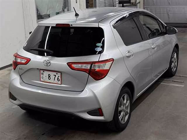 TOYOTA VITZ