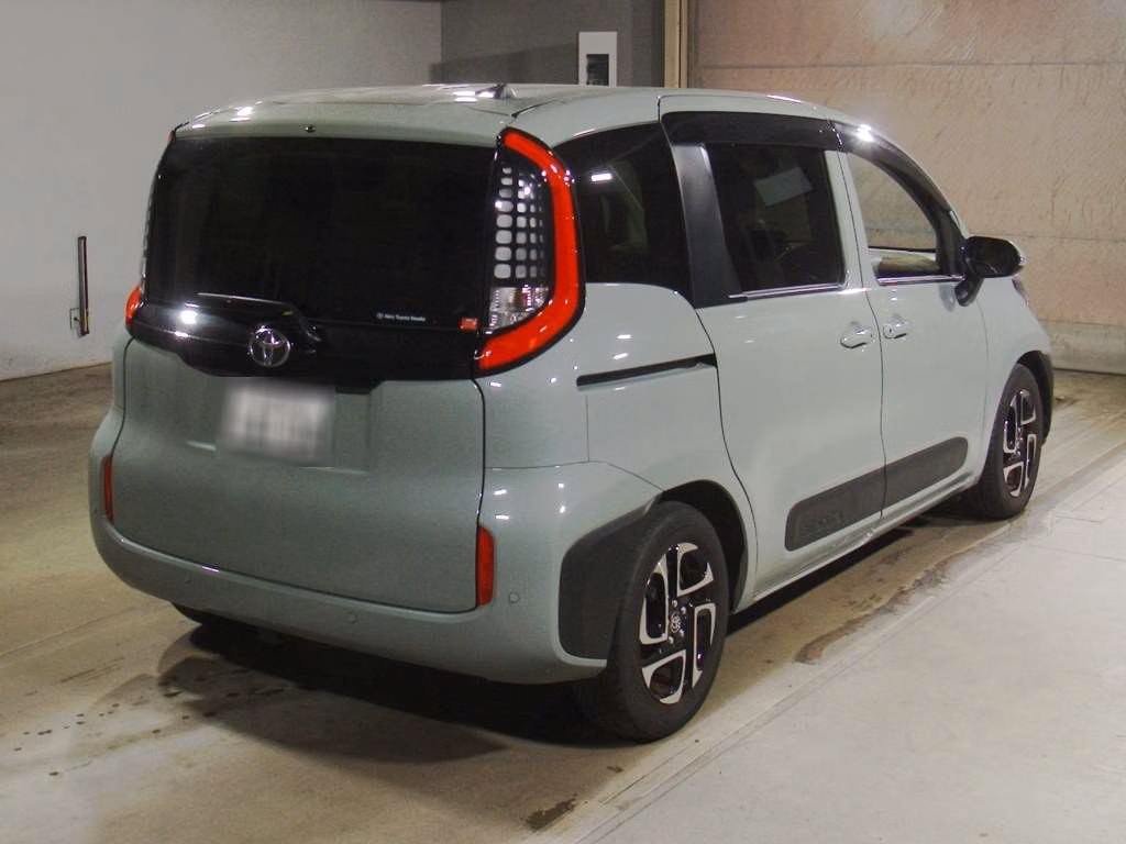 TOYOTA SIENTA