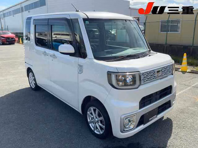 DAIHATSU WAKE