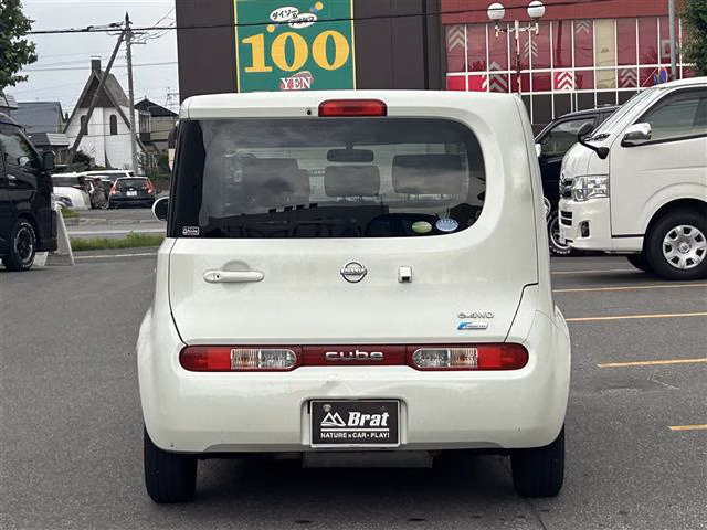 NISSAN CUBE