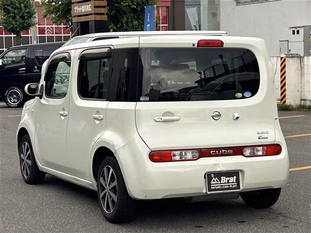 NISSAN CUBE